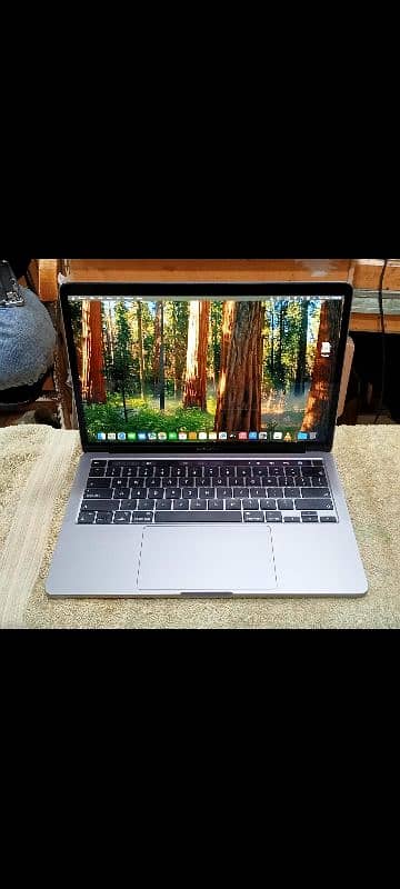 MacBook Pro M2 2022 16GB 512GB 13" Display 0