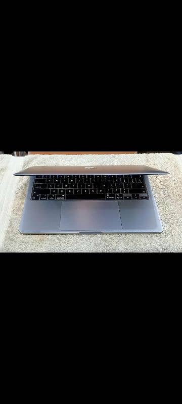 MacBook Pro M2 2022 16GB 512GB 13" Display 11