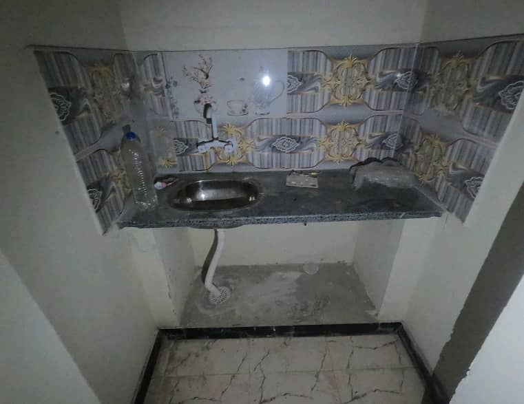 Two bedroom apartment in nazimabad 3