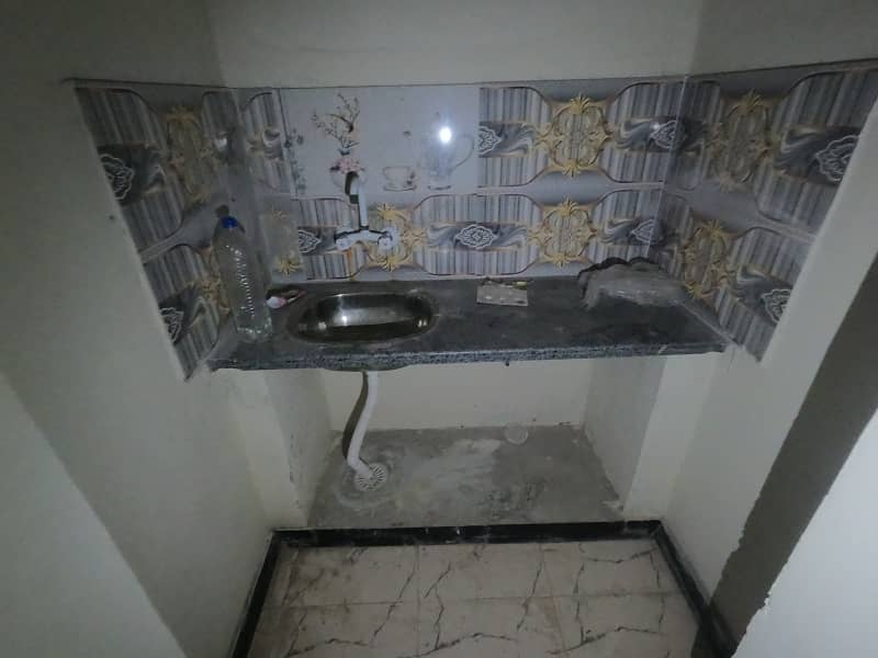 2 Bed DD Third Floor In Nazimabad 4