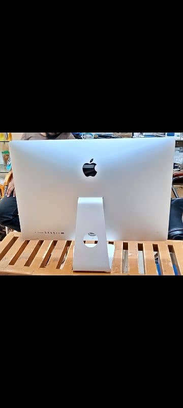 Apple iMac 2019 Core i9 16GB 1TB 8GB Graphic Card 27" 5K Display 15