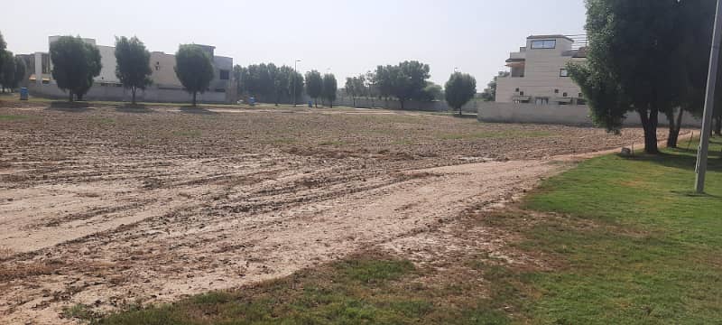 10 Marla Plot#260 In B Block Phase 1 Sargodha Road Faisalabad 16