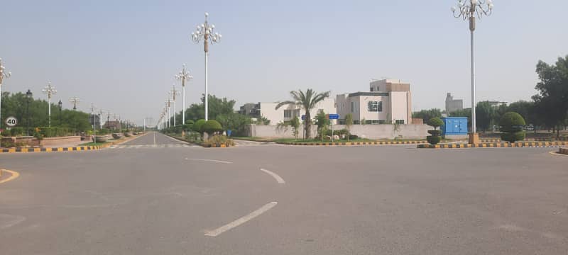 10 Marla Plot#260 In B Block Phase 1 Sargodha Road Faisalabad 18