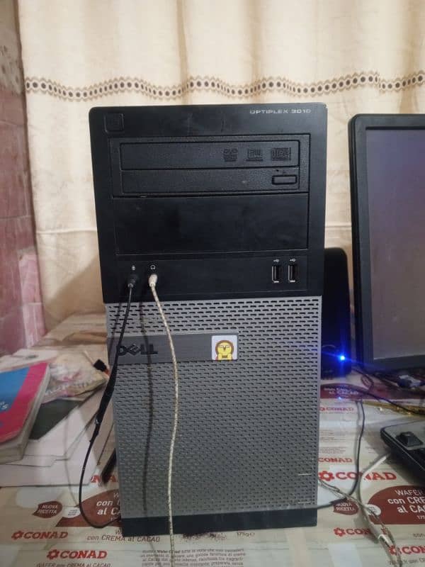 Core I5 3rd Gen-3470 @ 3.2Ghz , 6 Gb Ram DDR 3 , GTX 750ti 2Gb gaming 6