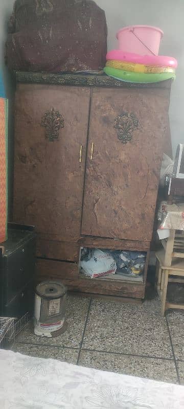 Almari For Sale Urgent wardrobi 3