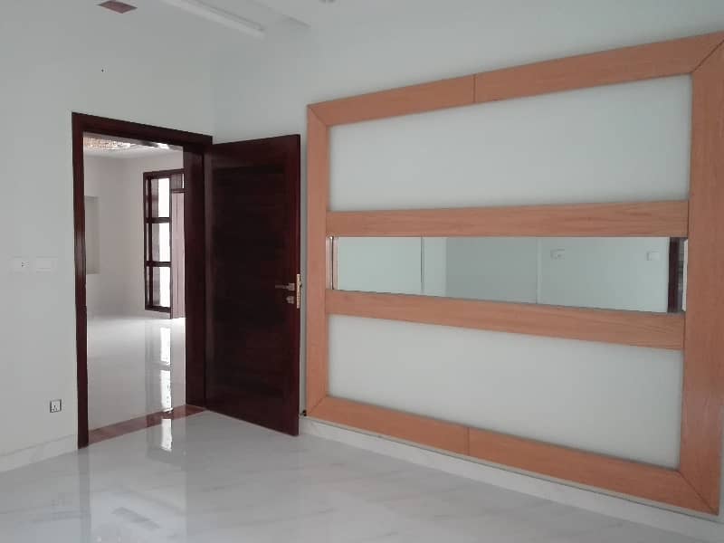 Ideal Upper Portion Is Available For rent In Allama Iqbal Town 0