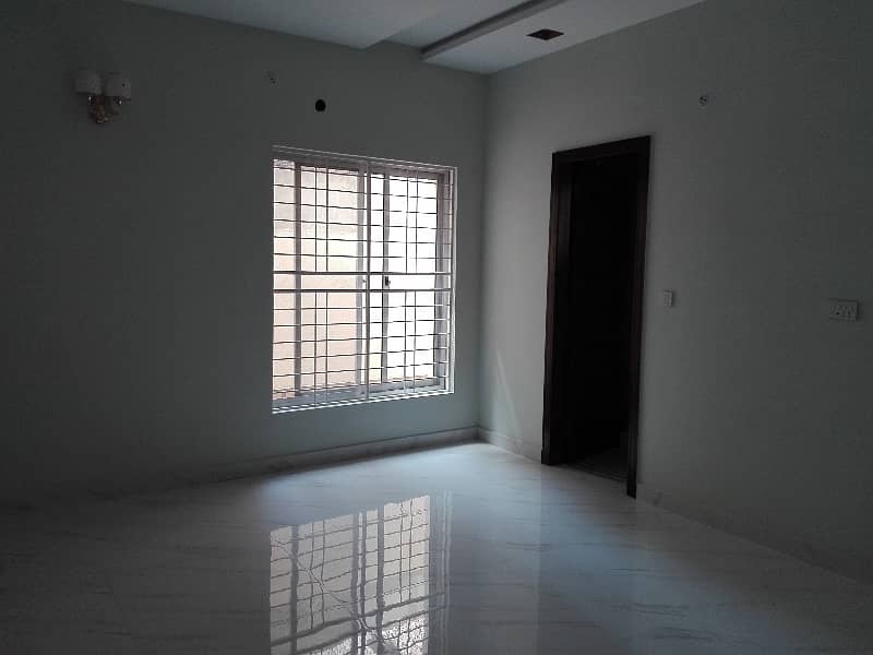 Ideal Upper Portion Is Available For rent In Allama Iqbal Town 3