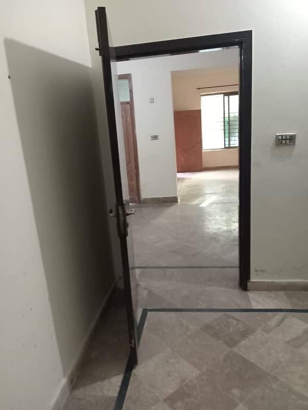 Buy A Lower Portion Of 7 Marla In Allama Iqbal Town - Nizam Block Marble Floors 7