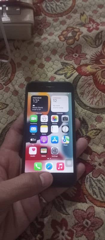 bilkul fit phone hai jis nay leyna hai rabta karey 6