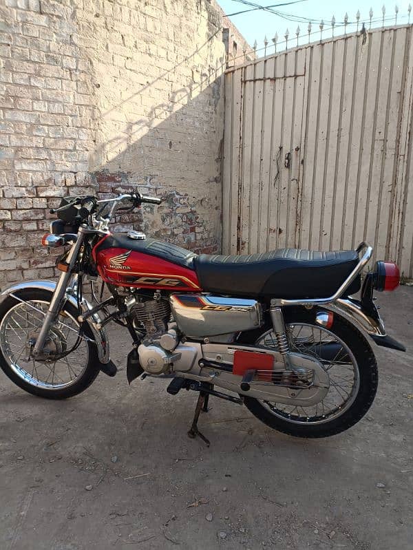 honda 125 self 10by9 2