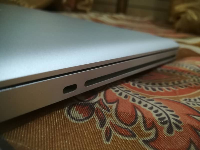 MacBook pro core i7 for sale 8