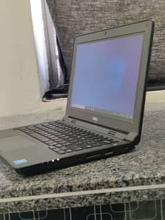 Dell laptop 6th generation 10/ 10 Condition