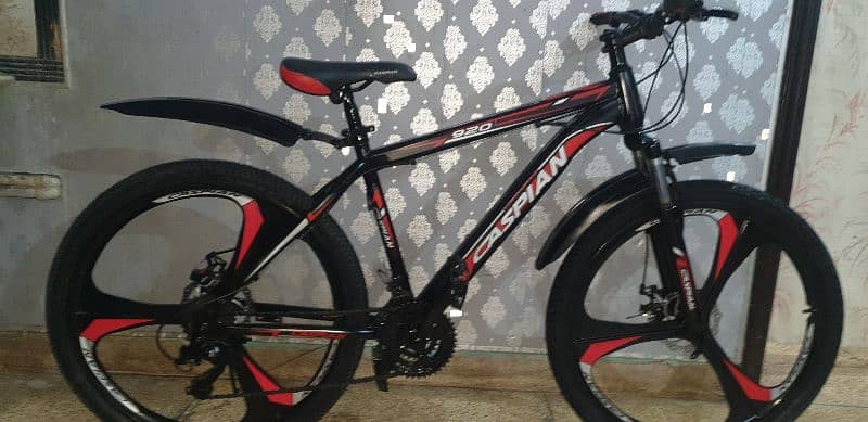 CASPIAN. Gare Alloyrim Cycle. New Condition. 26 Size. . Pho. . 03009409752 0