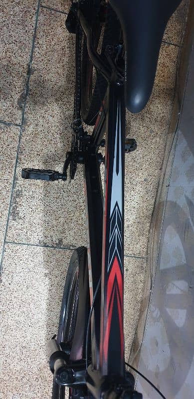 CASPIAN. Gare Alloyrim Cycle. New Condition. 26 Size. . Pho. . 03009409752 4