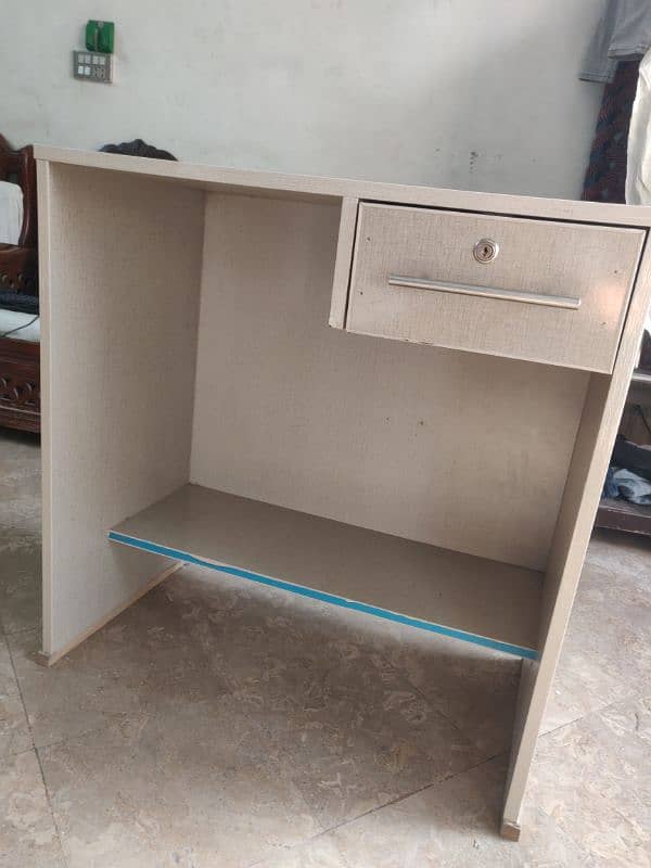 Study+Laptop Table for sale 3