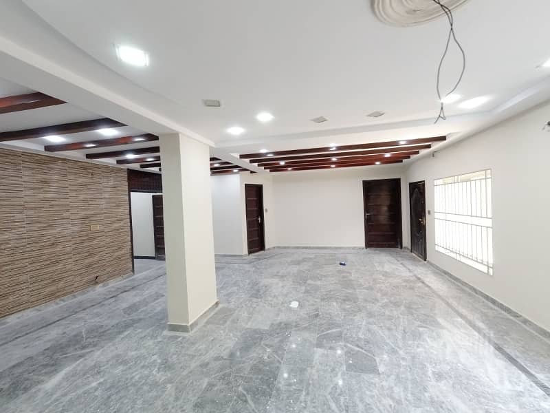 C18 Rawalpindi Housing Society Kanal House For Sale 26