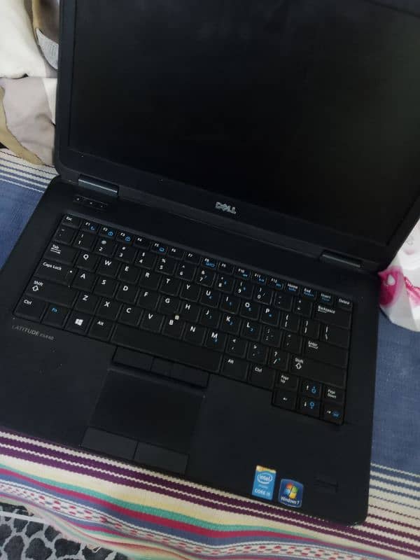 Dell E5540 3