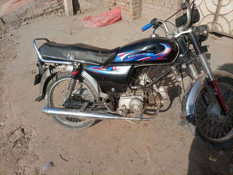 united 70cc good condition 1