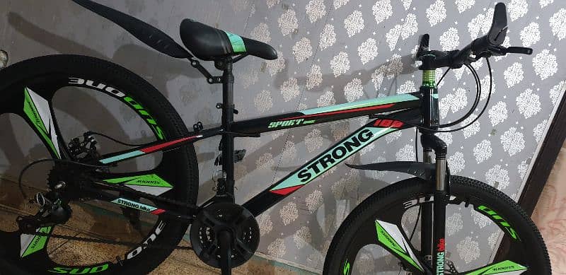 STRONG. Gare Alloyrim. Cycle. New Condition. 26 Size. Pho. . 03009409752 5