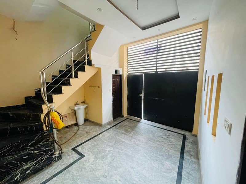 5 marla beautiful house for sale at veey nearest access of main canal road 26