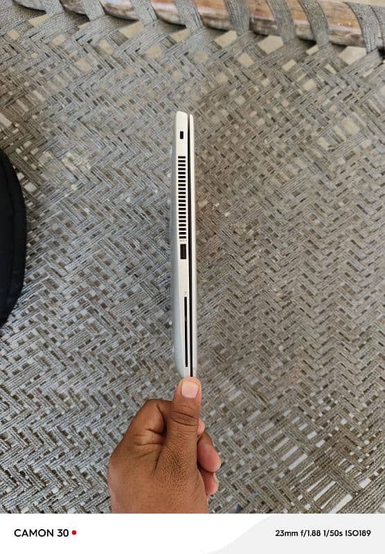 HP 830 G6 i7 8th 16 256 SSD NVME 3