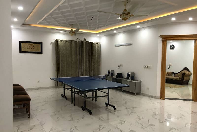 Liveable old 4-BedRoom House For Sale Phase-1 DHA LAHORE Attached SAMPLE Pictures. 39