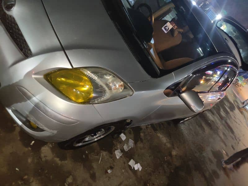 Toyota Vitz 2013 9