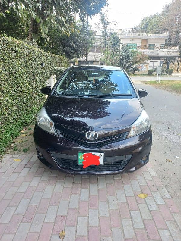 Toyota Vitz 2013 / 2017 1