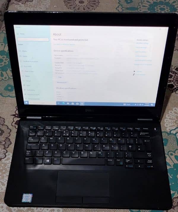 Dell Latitude E7270 4