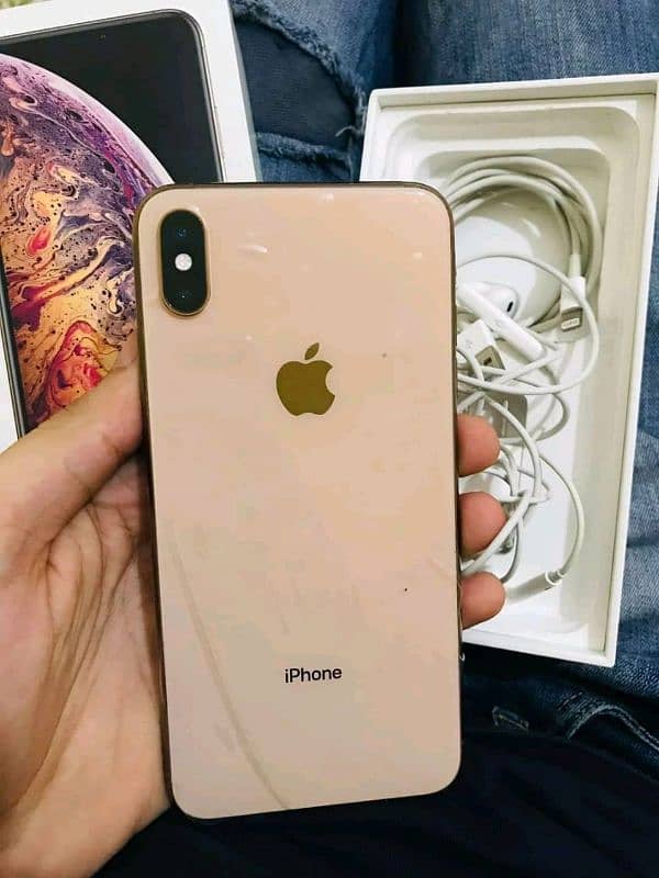 iPhone XS Max 256 GB 0 3 1 9 32 20 6 13 0