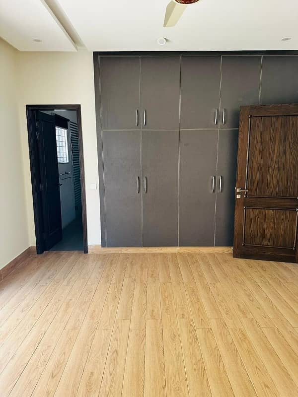 1 Kanal Upper Portion For Rent In Eden City Phase 8 6