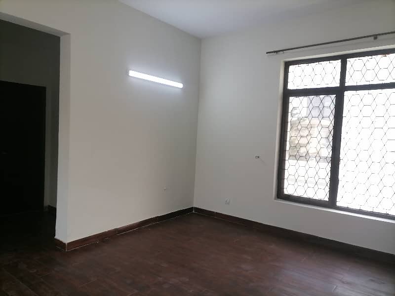 Affordable House Of 1 Kanal Is Available For rent 4