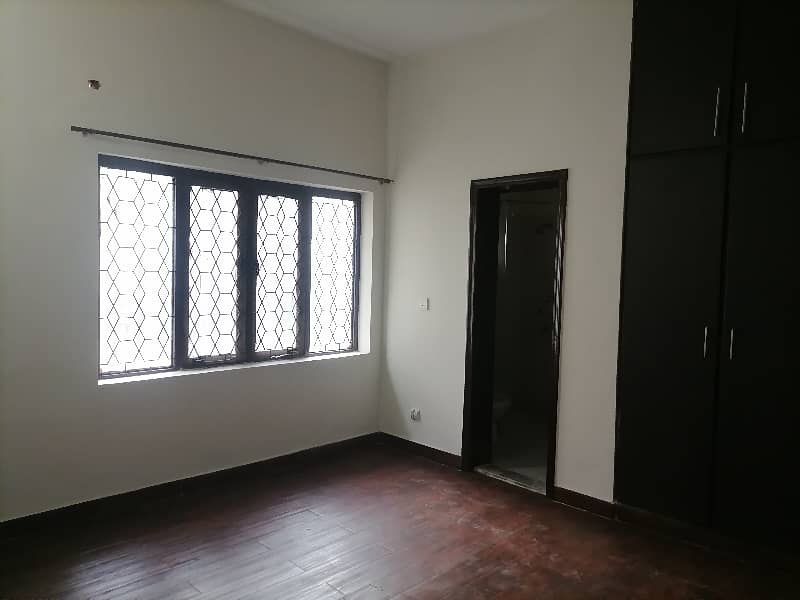 Affordable House Of 1 Kanal Is Available For rent 12