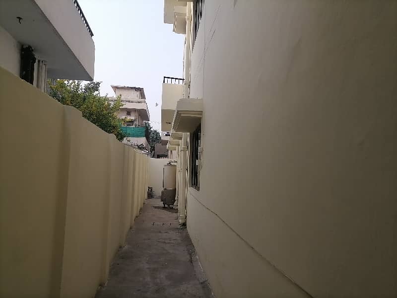 House Of 1 Kanal For Sale In Askari 5 22