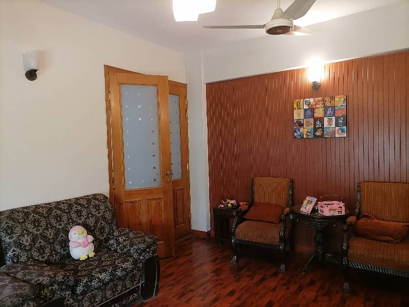 Centrally Located Flat In Askari 5 Is Available For Sale 4