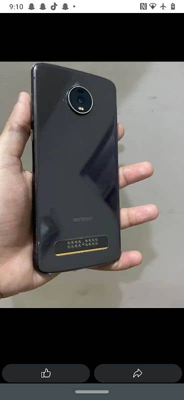 Moto Z4 Approved 0