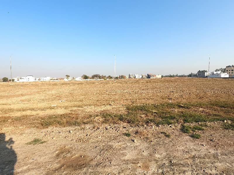 A 10 Marla Residential Plot Available For Sale In C Block Central Park Housing Scheme 10