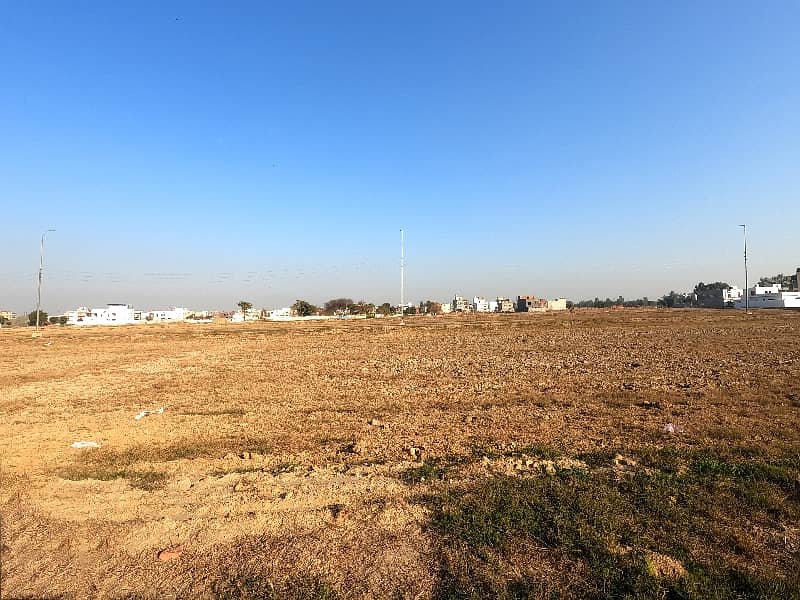 A 10 Marla Residential Plot Available For Sale In C Block Central Park Housing Scheme 16