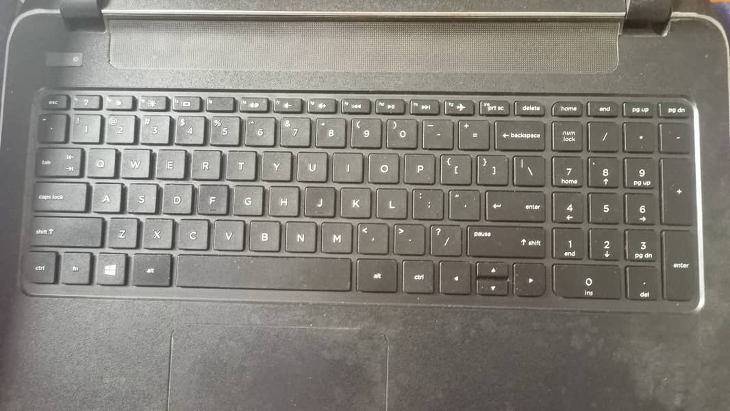 HP Pavilion 15, core i5-5200U, 12GB RAM, 2GB Nvidia , board damaged 3