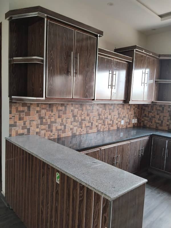 Spacious House Is Available In DHA Phase 7 For Sale 11