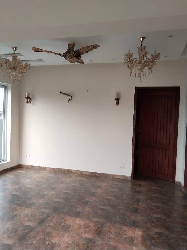 Spacious House Is Available In DHA Phase 7 For Sale 22