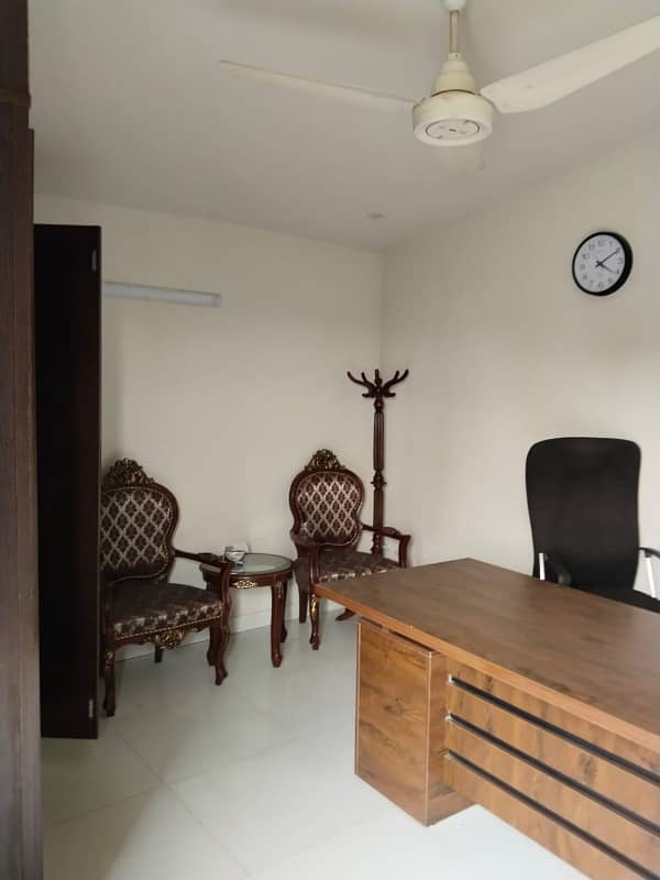 Spacious Farm House Is Available In Barki Road For sale 18