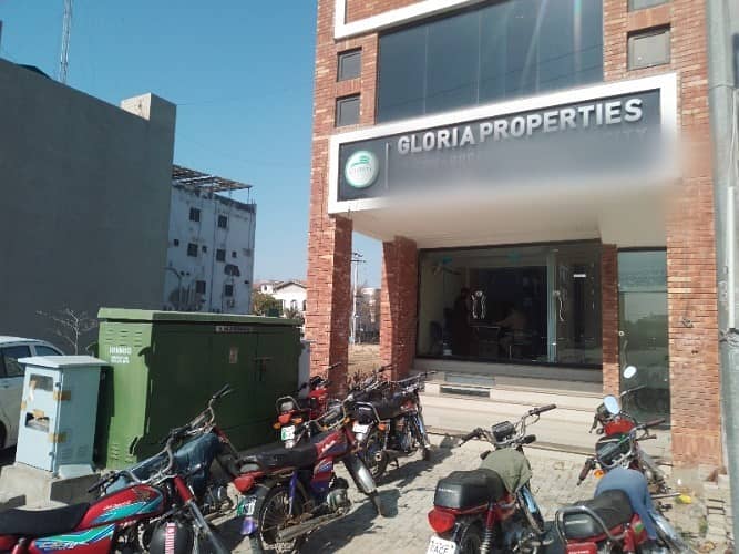 4 Marla Flat In Only Rs. 35000 1