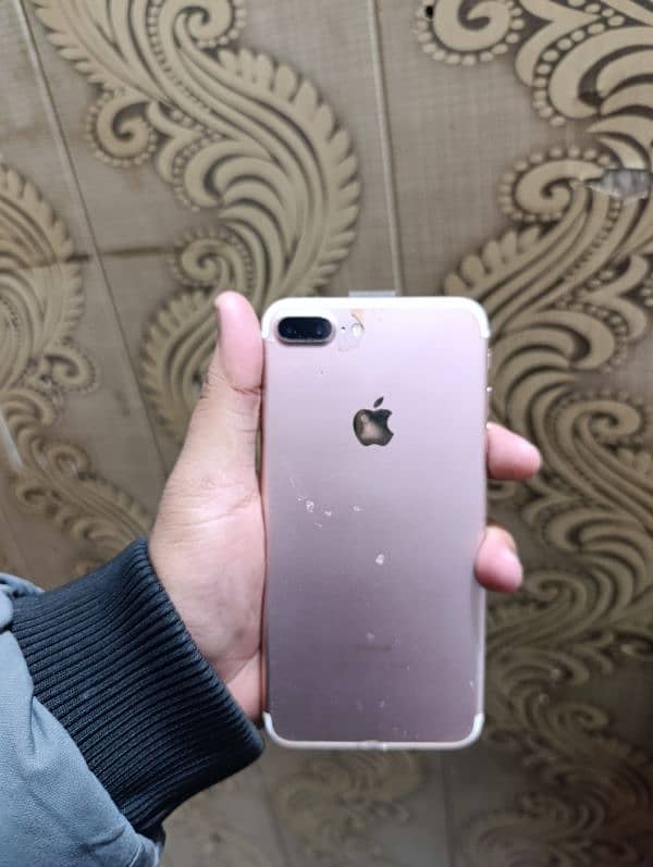 I Phone 7 Plus 2