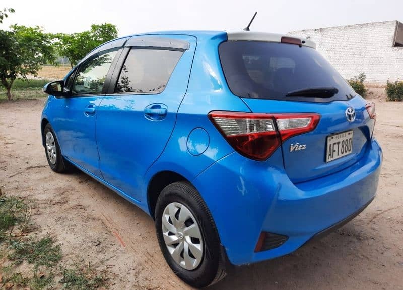 Toyota Vitz 2018 3