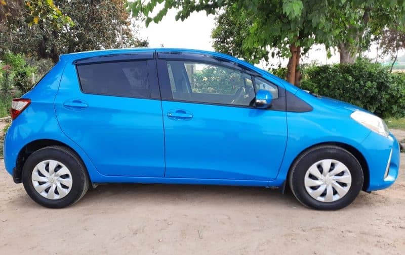 Toyota Vitz 2018 13