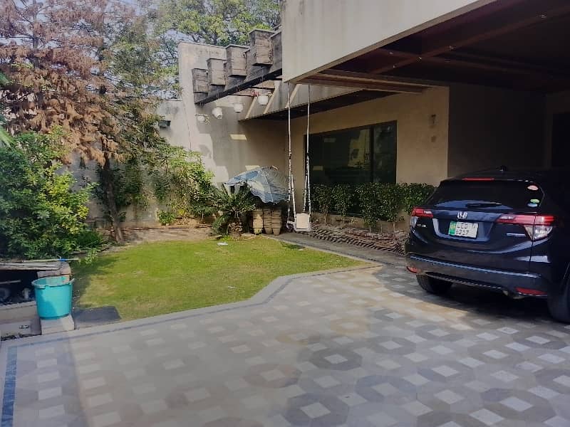 A Centrally Located House Is Available For sale In Lahore 3