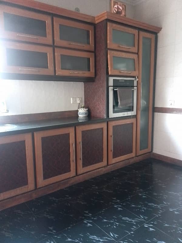 A Centrally Located House Is Available For sale In Lahore 22