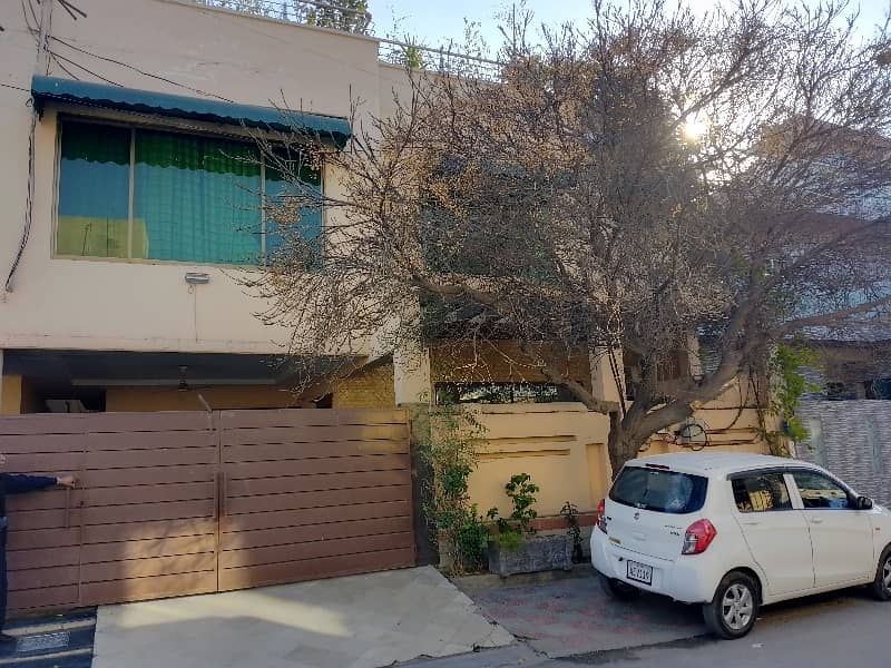 House For sale In Johar Town Phase 1 - Block B2 0