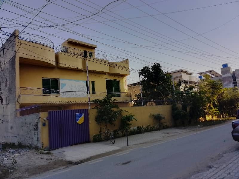 Residential Plot For sale In Lahore 1